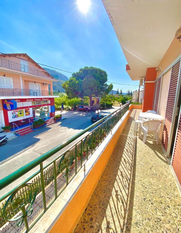 Dimitris Apartment Diakopto Exteriér fotografie